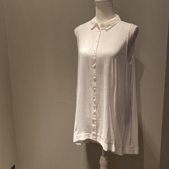 Women’s Elegant White Tunic by Lush - Picture 5 of 7